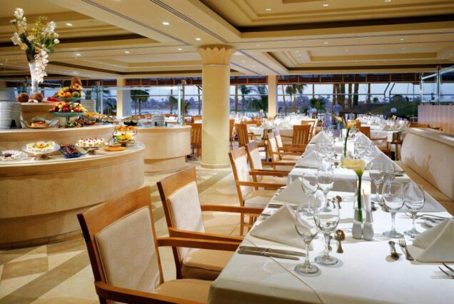 Steigenberger Nile Palace Luxor restaurant dining buffet