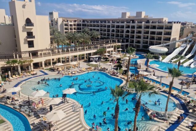 Swimming pool Steigenberger Aqua Magic Hurghada resort